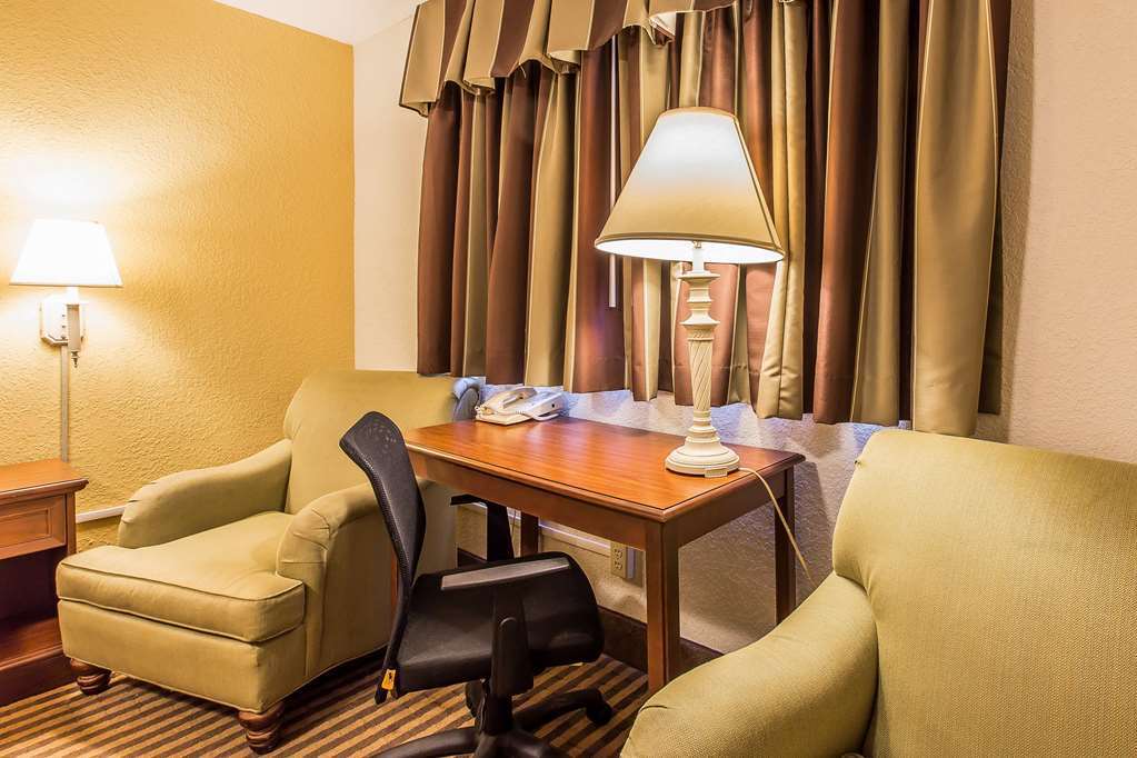 Seafarer Inn & Suites, Ascend Hotel Collection Jekyll Island Bilik gambar